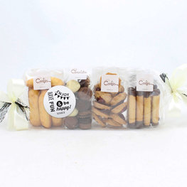 Koekjes op een rij - Enjoy, have fun & be happy